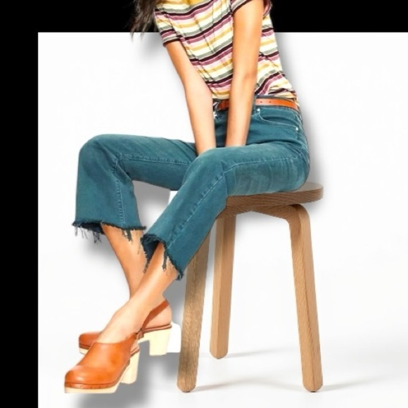 LOFT Size 28/6 The Kick Crop High Rise Teal Green Cropped Frayed Hem Jeans - Picture 5 of 8